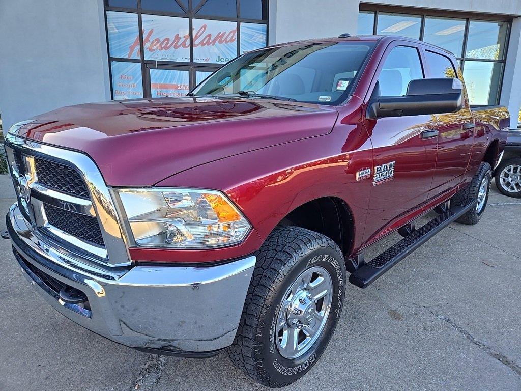 Used 2018 RAM 2500 Tradesman w/ Chrome Appearance Group image 2