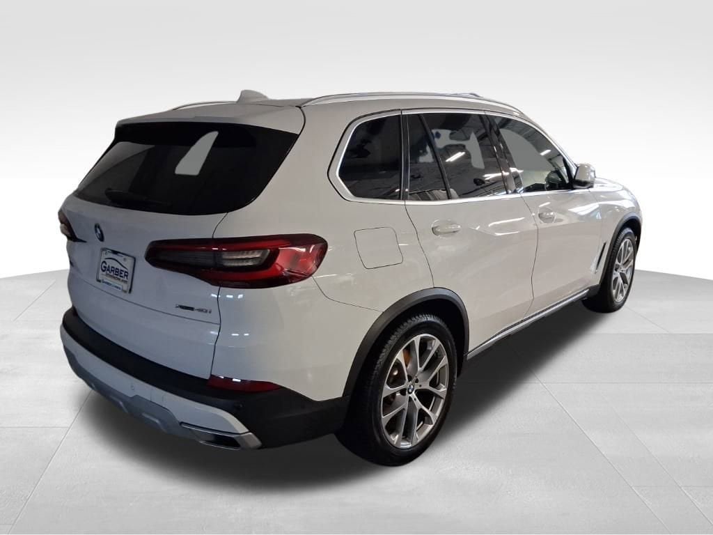 Used 2022 BMW X5 xDrive40i w/ Premium Package AWD/4WD image 5
