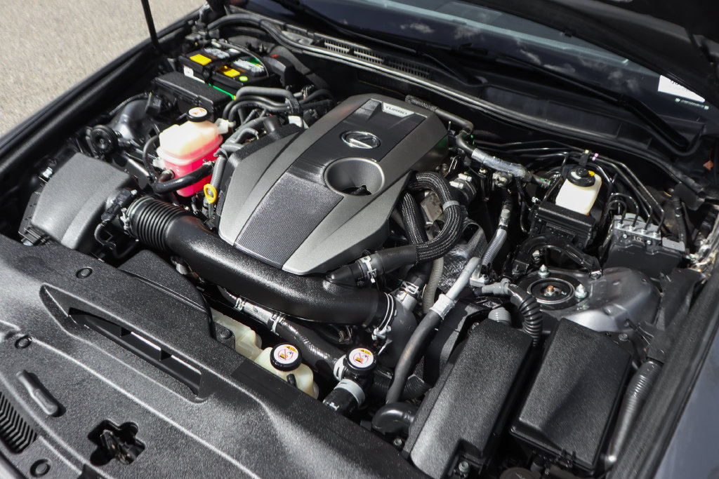 Used 2019 Lexus IS 300 F Sport w/ F Sport Package RWD image 12