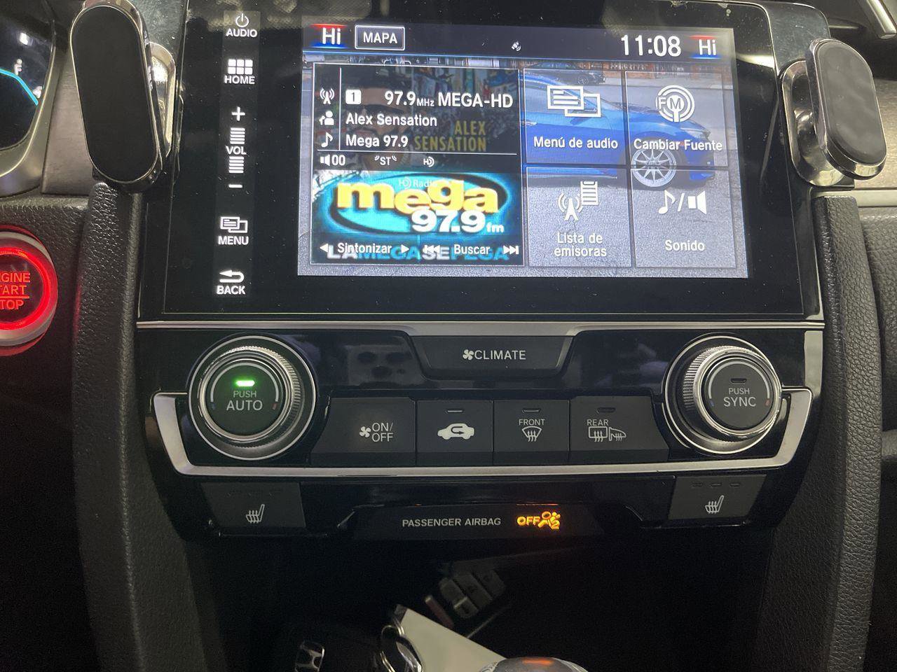 Used 2017 Honda Civic Touring image 18