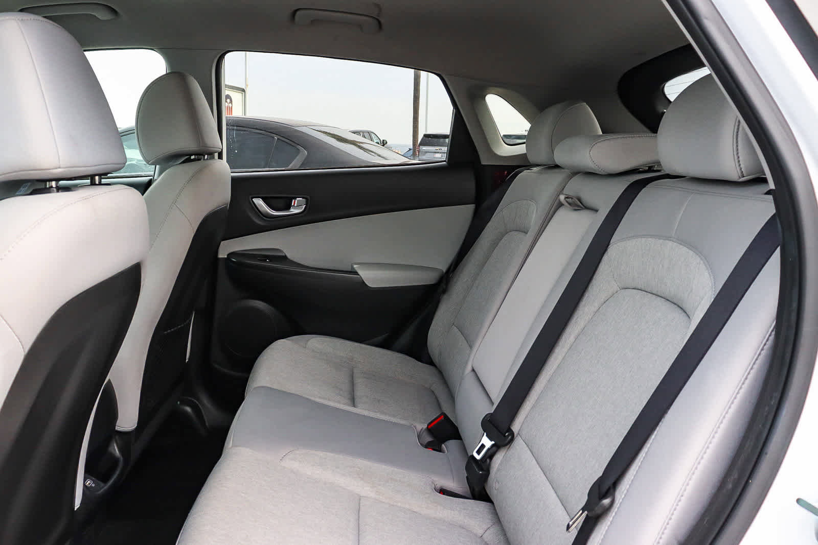 Used 2023 Hyundai Kona SE image 22