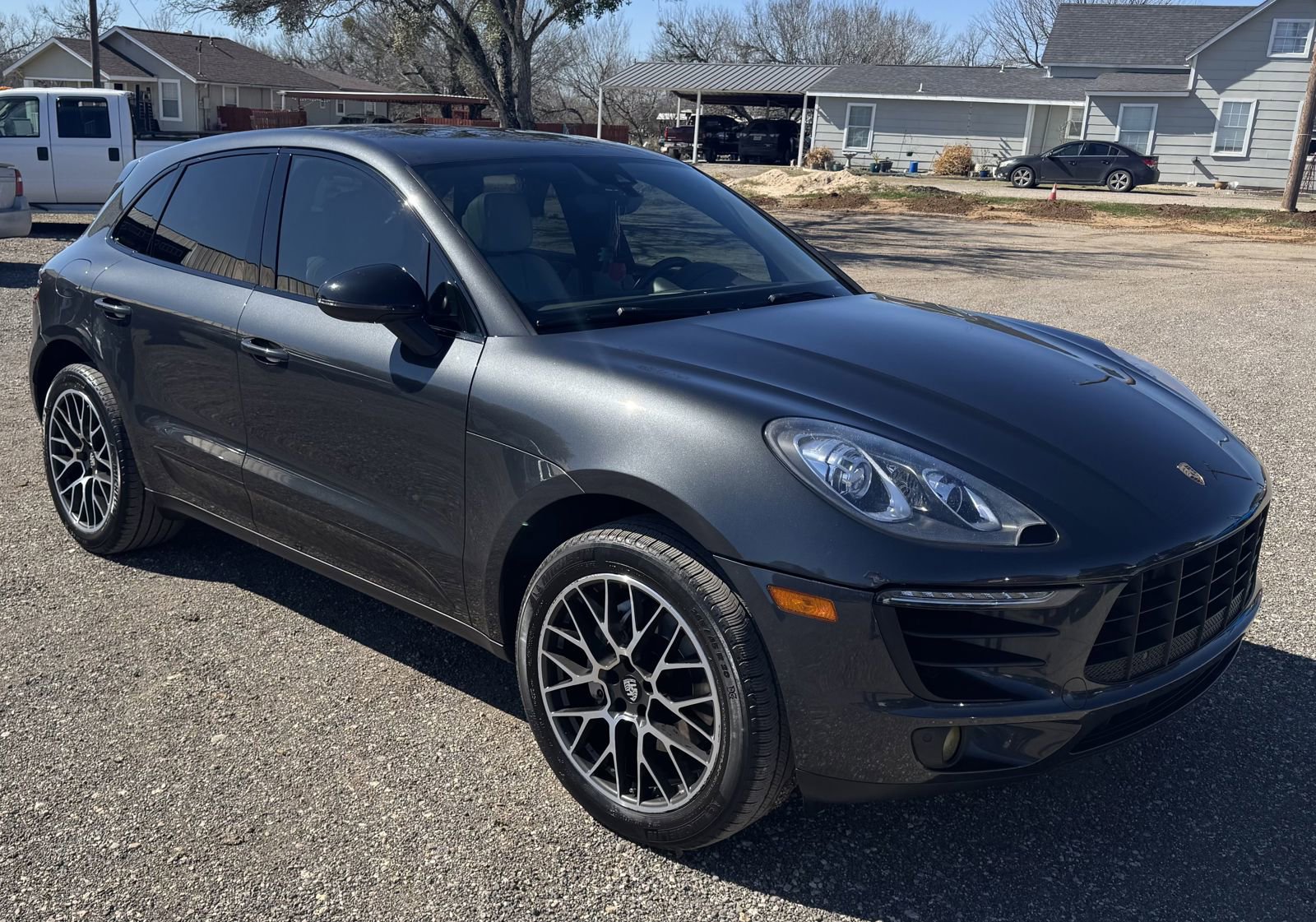 Used 2017 Porsche Macan S image 1