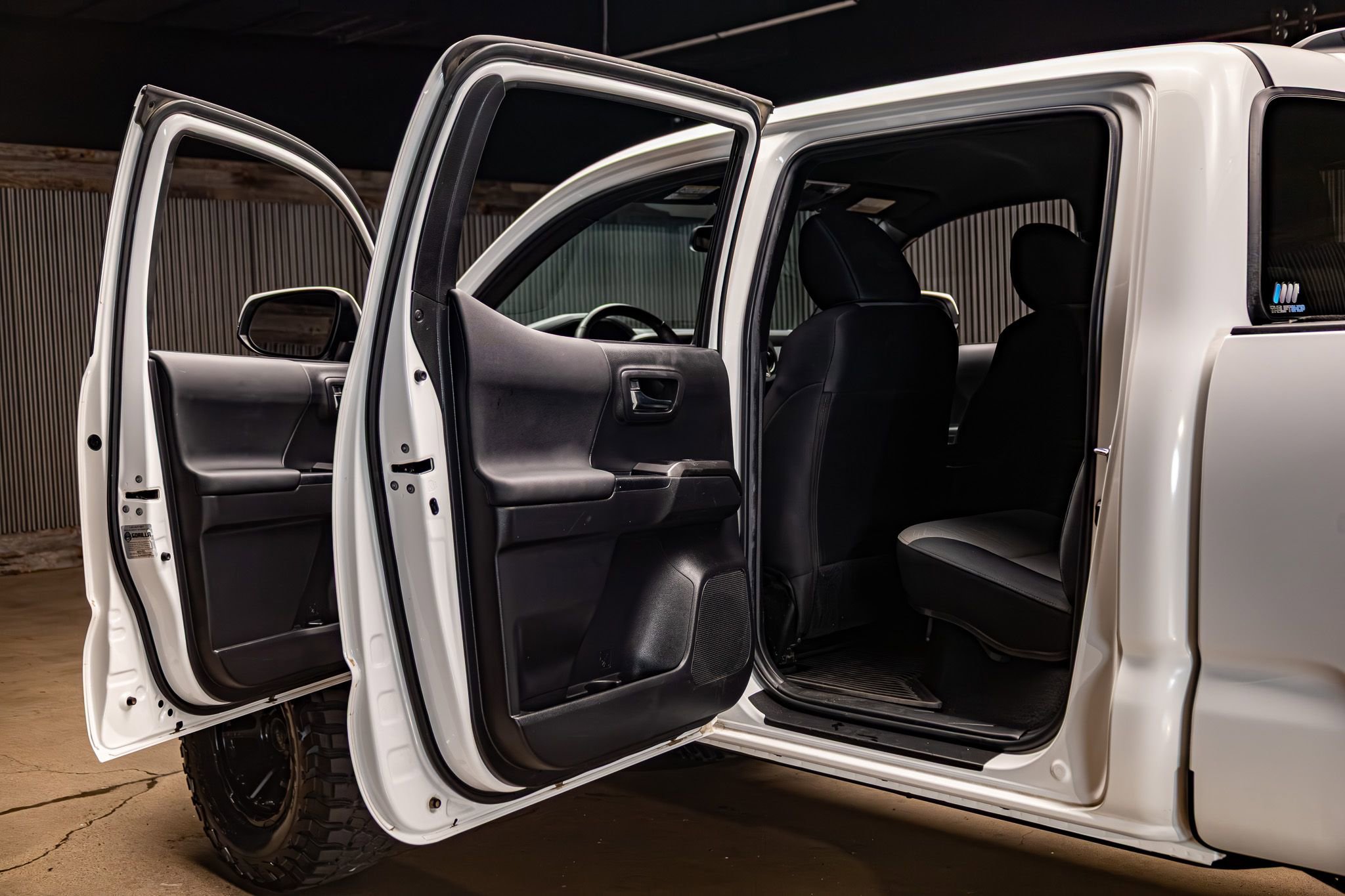 Used 2023 Toyota Tacoma TRD Sport image 30