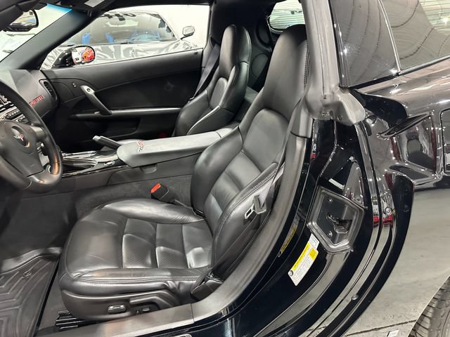 Used 2008 Chevrolet Corvette Coupe w/ Preferred Equipment Group RWD image 17