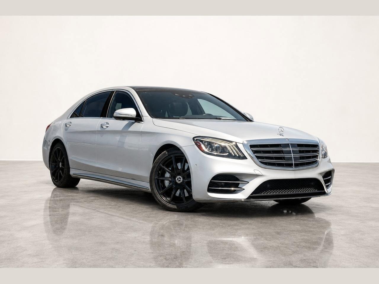 Used 2020 Mercedes-Benz S 560 Sedan image 4