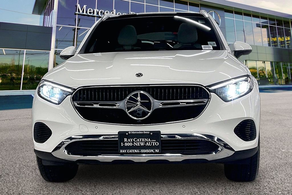 Used 2024 Mercedes-Benz Sprinter 3500 image 3