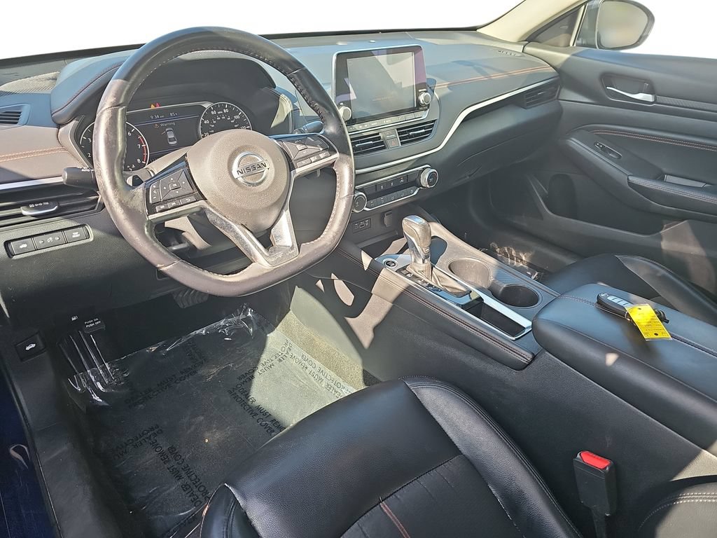 Used 2019 Nissan Altima 2.5 SR FWD image 16