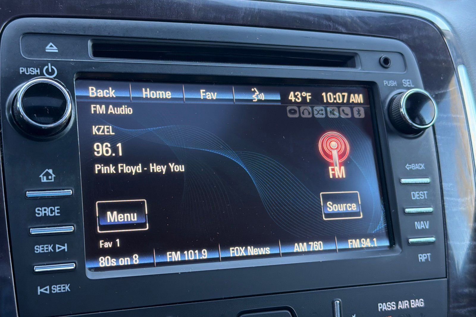 Used 2015 Buick Enclave Premium w/ Experience Buick Package image 18