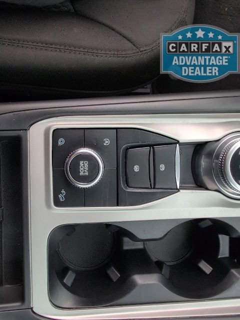 Used 2023 Ford Explorer XLT AWD/4WD image 24