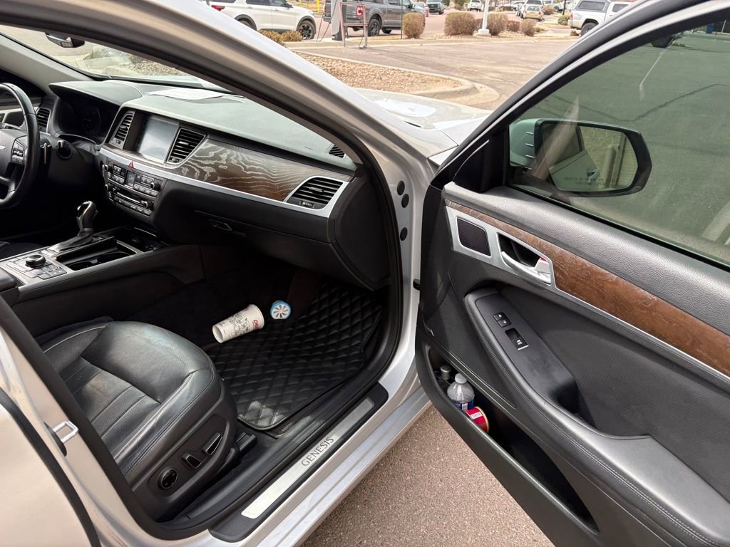 Used 2017 Genesis G80 3.8 w/ Option Group 03 image 24