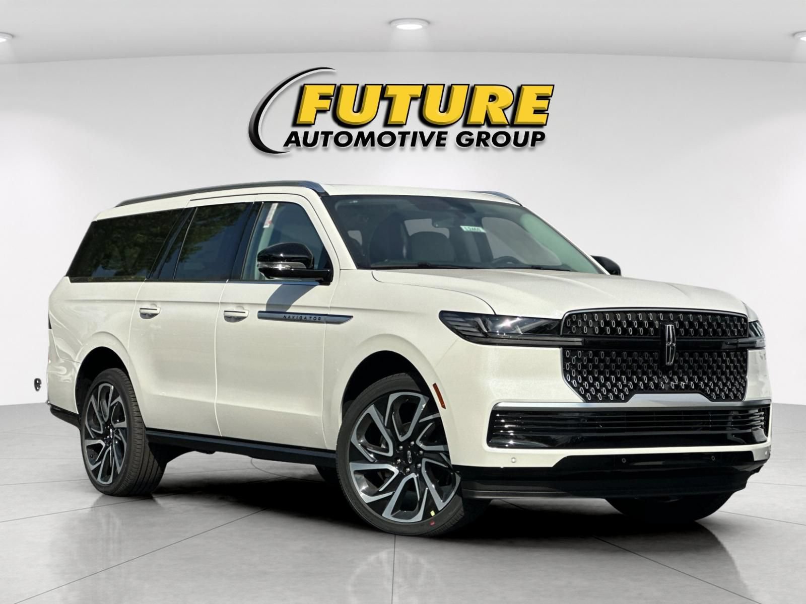 New 2026 Lincoln Navigator L Reserve AWD/4WD video 1