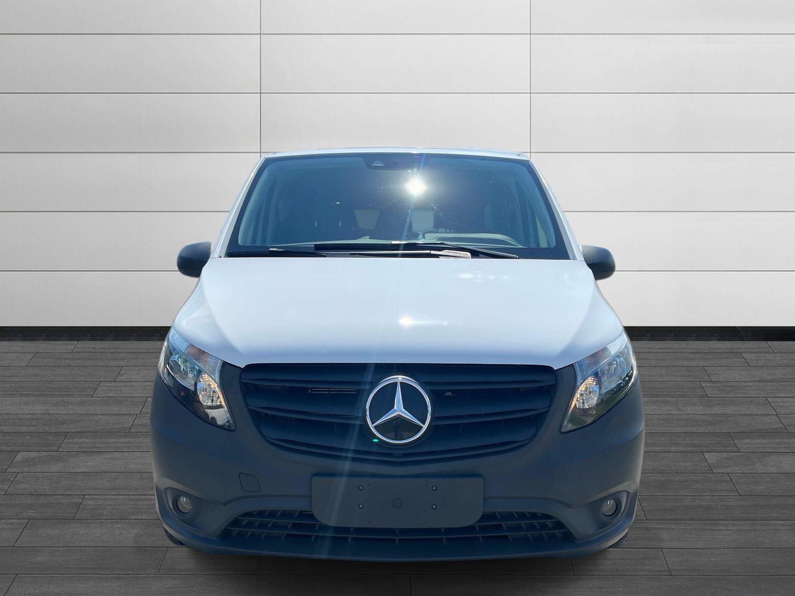 Used 2023 Mercedes-Benz Metris Passenger image 7