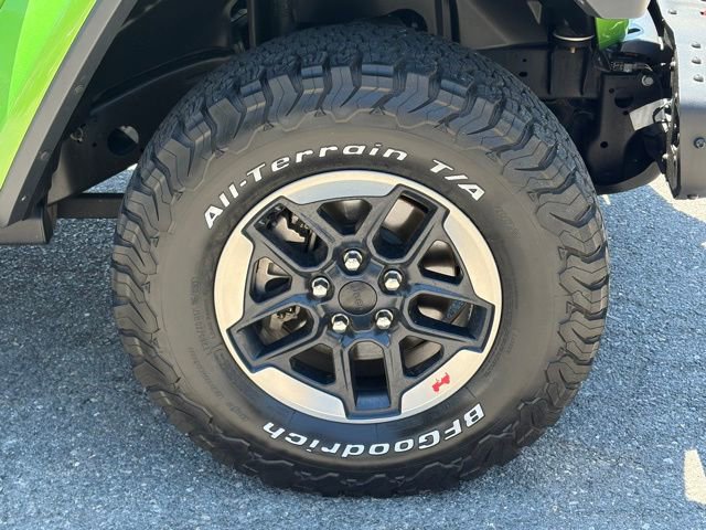 Used 2019 Jeep Wrangler Unlimited Rubicon w/ Dual Top Group AWD/4WD image 10