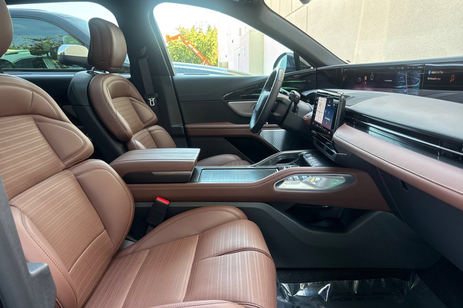 Used 2026 Lincoln Nautilus Reserve AWD/4WD image 16