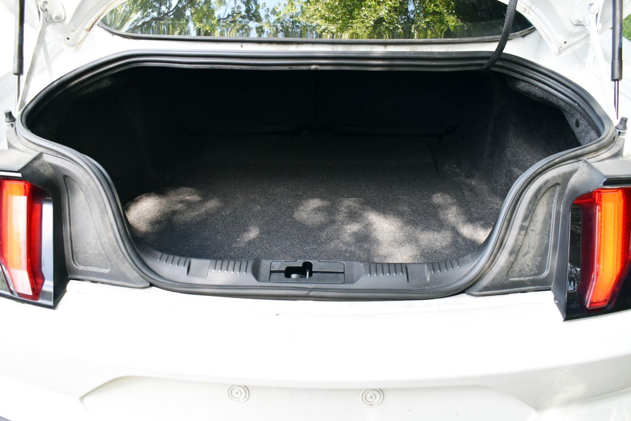 Used 2022 Ford Mustang Coupe RWD image 27