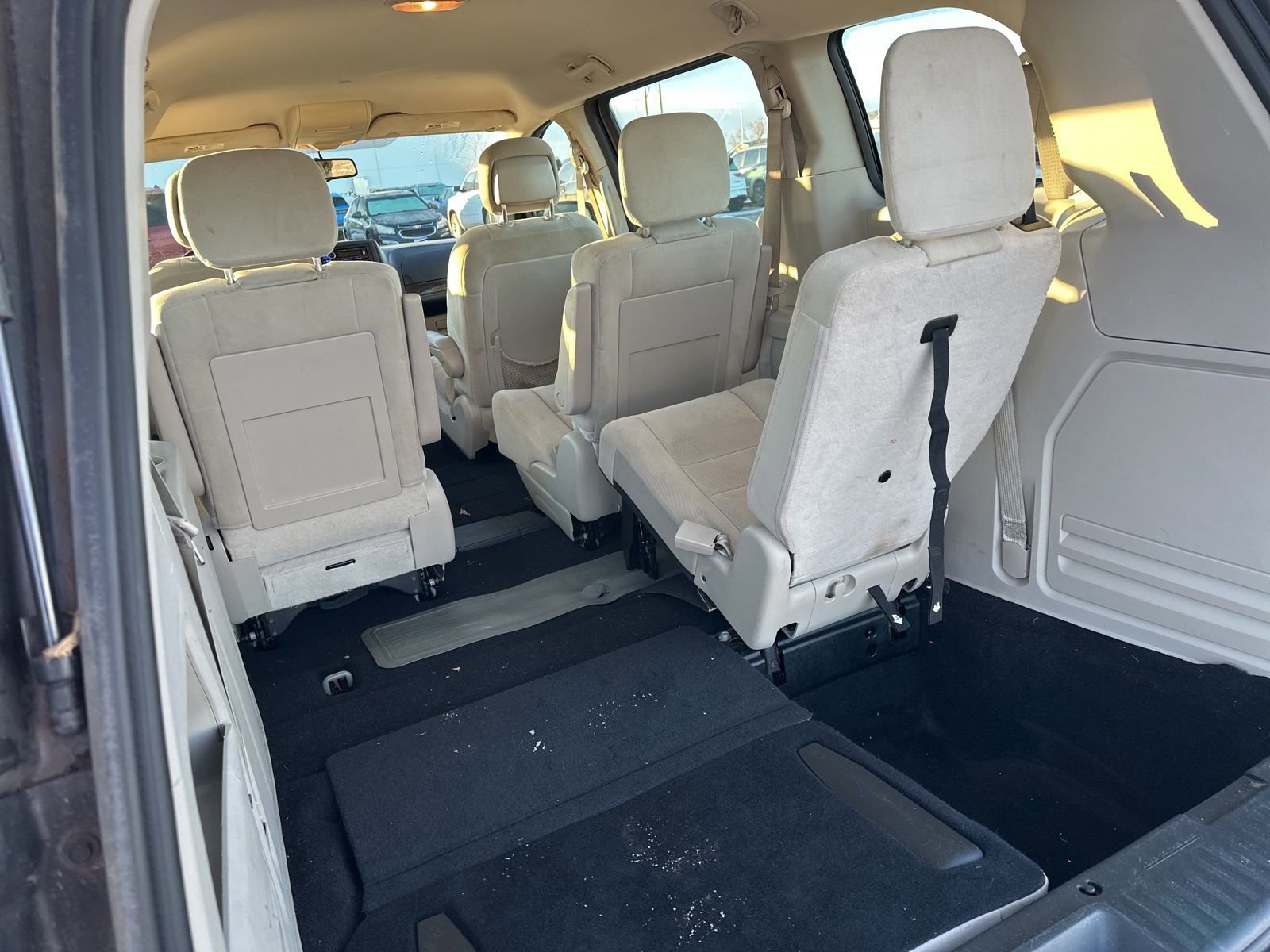 Used 2015 Dodge Grand Caravan American Value Package w/ UConnect Hands-Free Group image 11