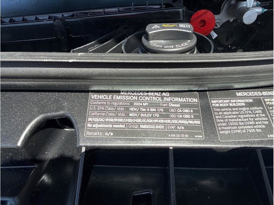 Used 2024 Mercedes-Benz Sprinter 2500 image 19