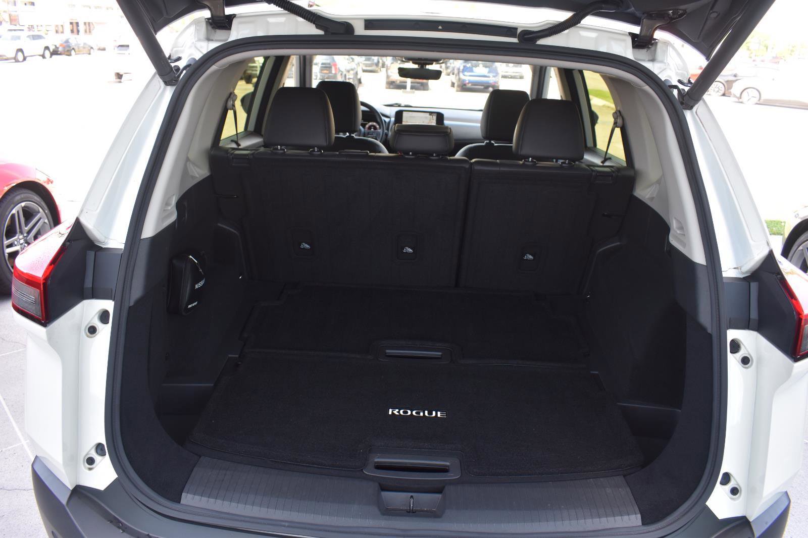 Used 2023 Nissan Rogue Platinum w/ Platinum Premium Package FWD image 59