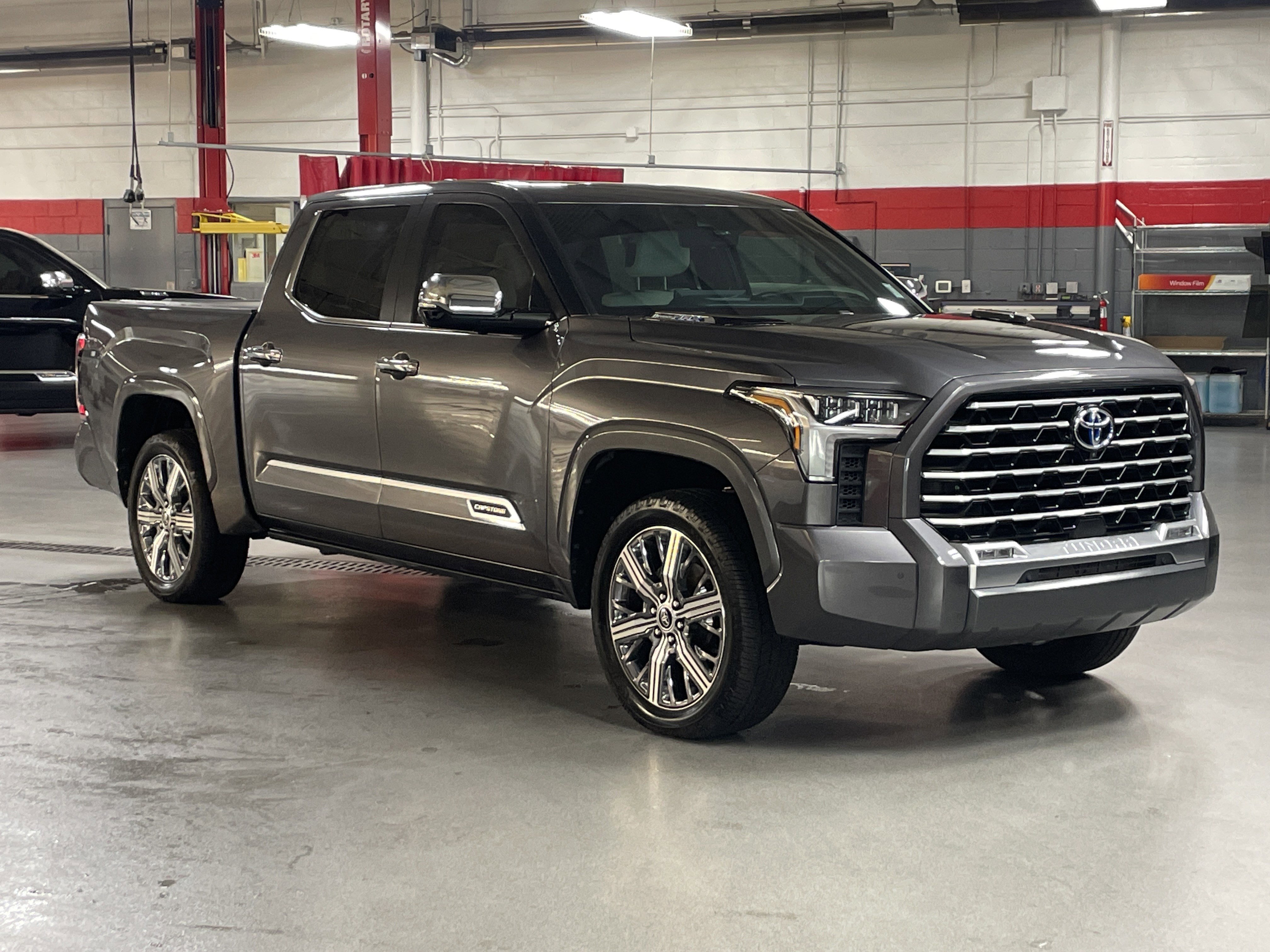 Used 2024 Toyota Tundra Capstone AWD/4WD video 2