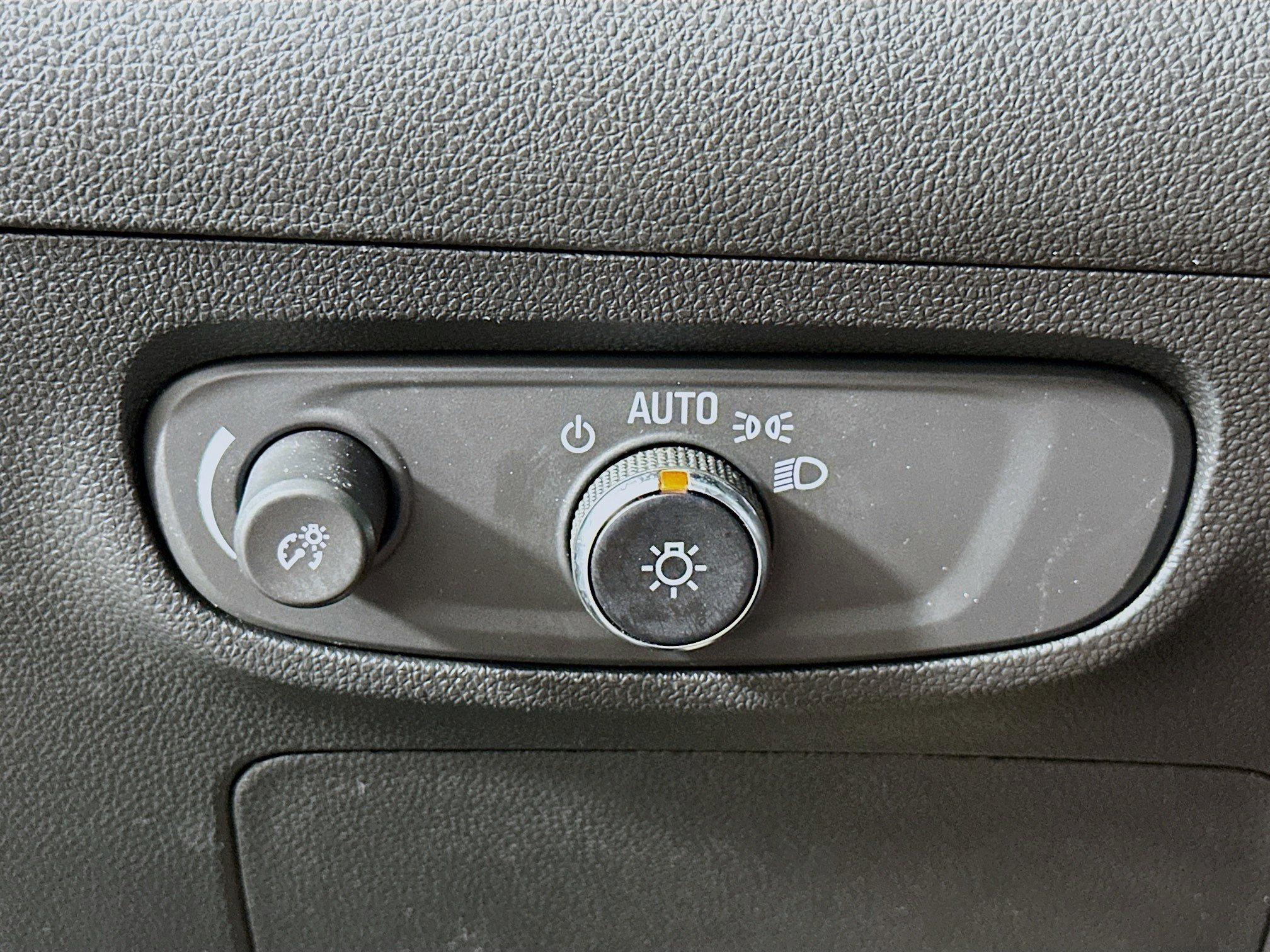 Used 2025 Buick Encore GX Preferred image 17
