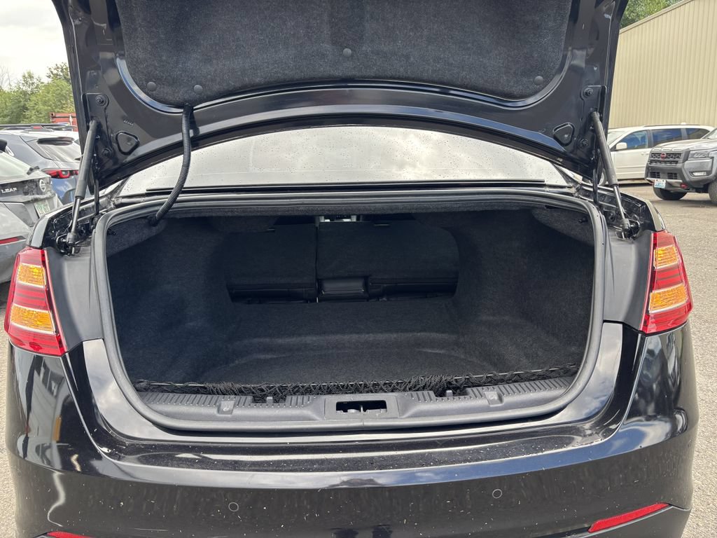 Used 2019 Ford Taurus Limited AWD/4WD image 27