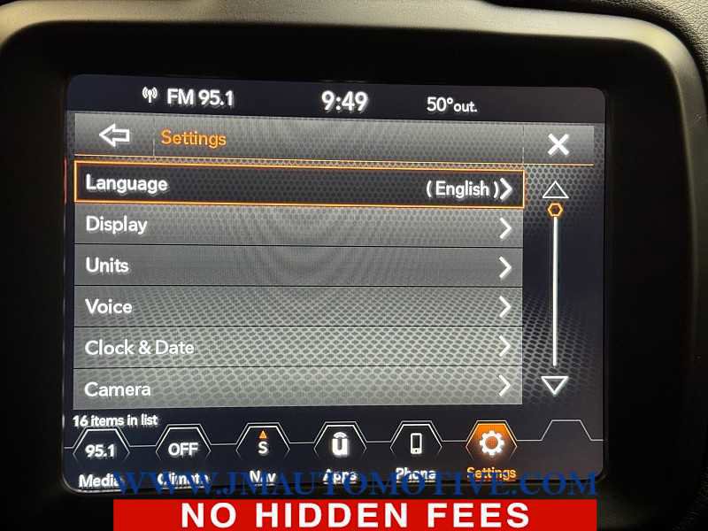 Used 2022 Jeep Renegade Altitude image 30