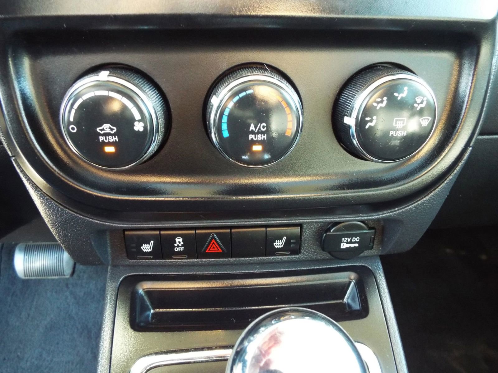 Used 2015 Jeep Patriot High Altitude image 17