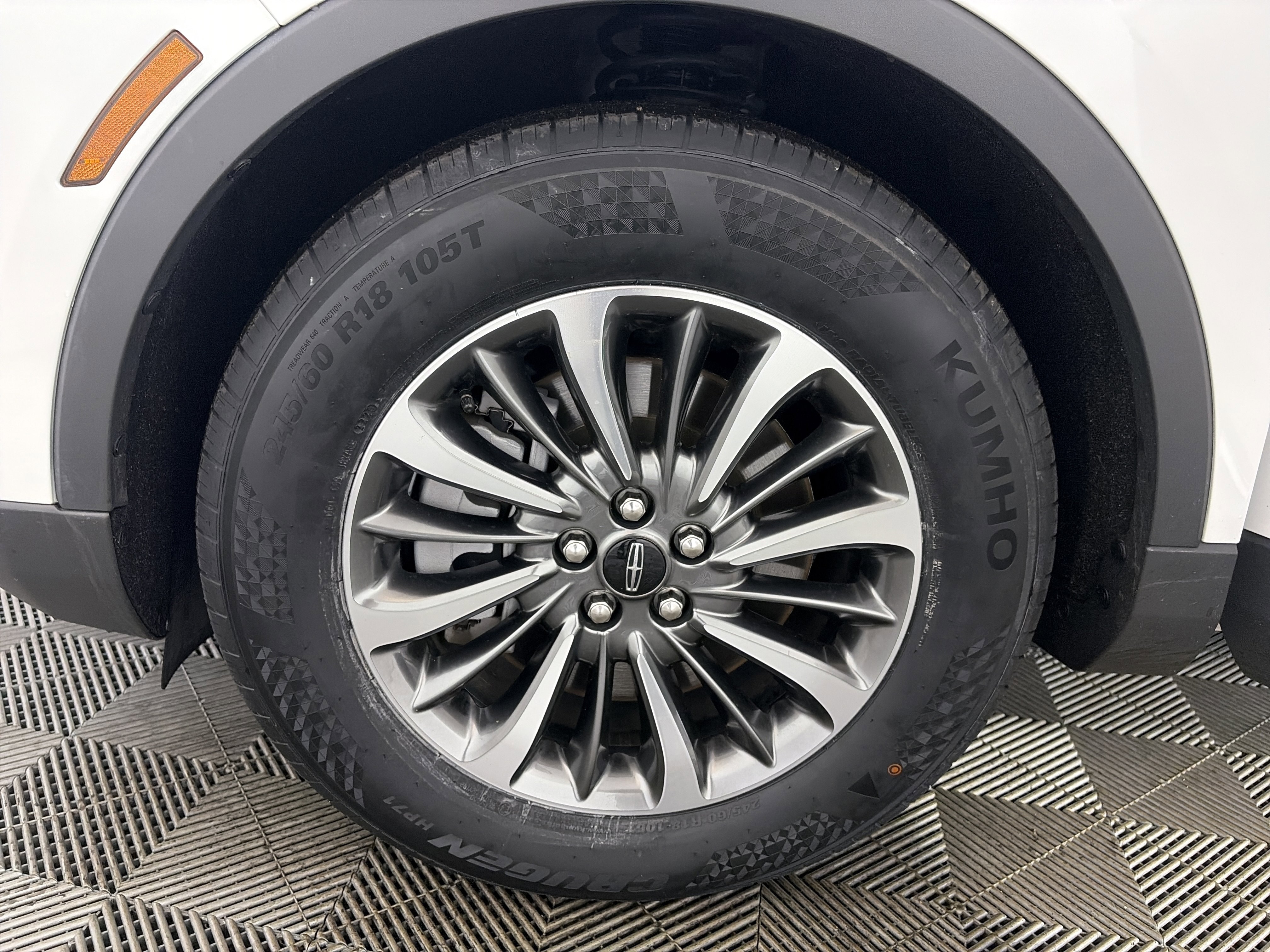 Used 2021 Lincoln Nautilus AWD w/ Equipment Group 101A image 13