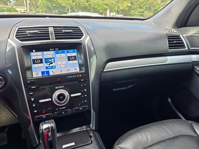 Used 2019 Ford Explorer Sport w/ Ford Safe & Smart Package AWD/4WD image 15