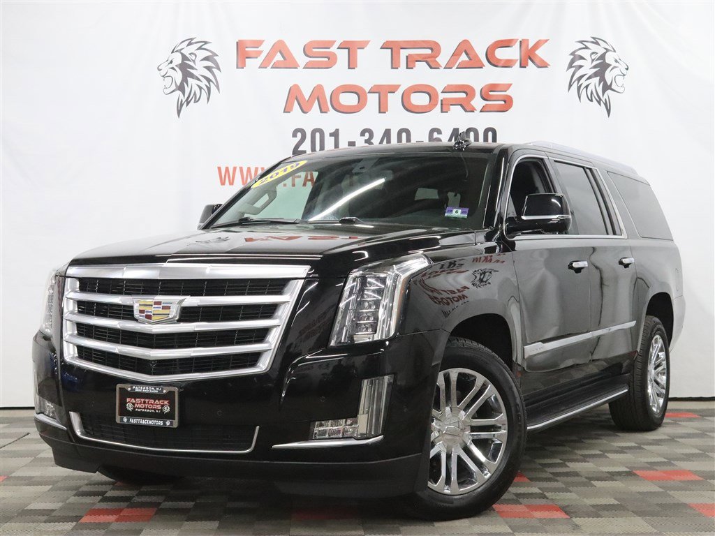 Used 2019 Cadillac Escalade ESV 4WD image 1