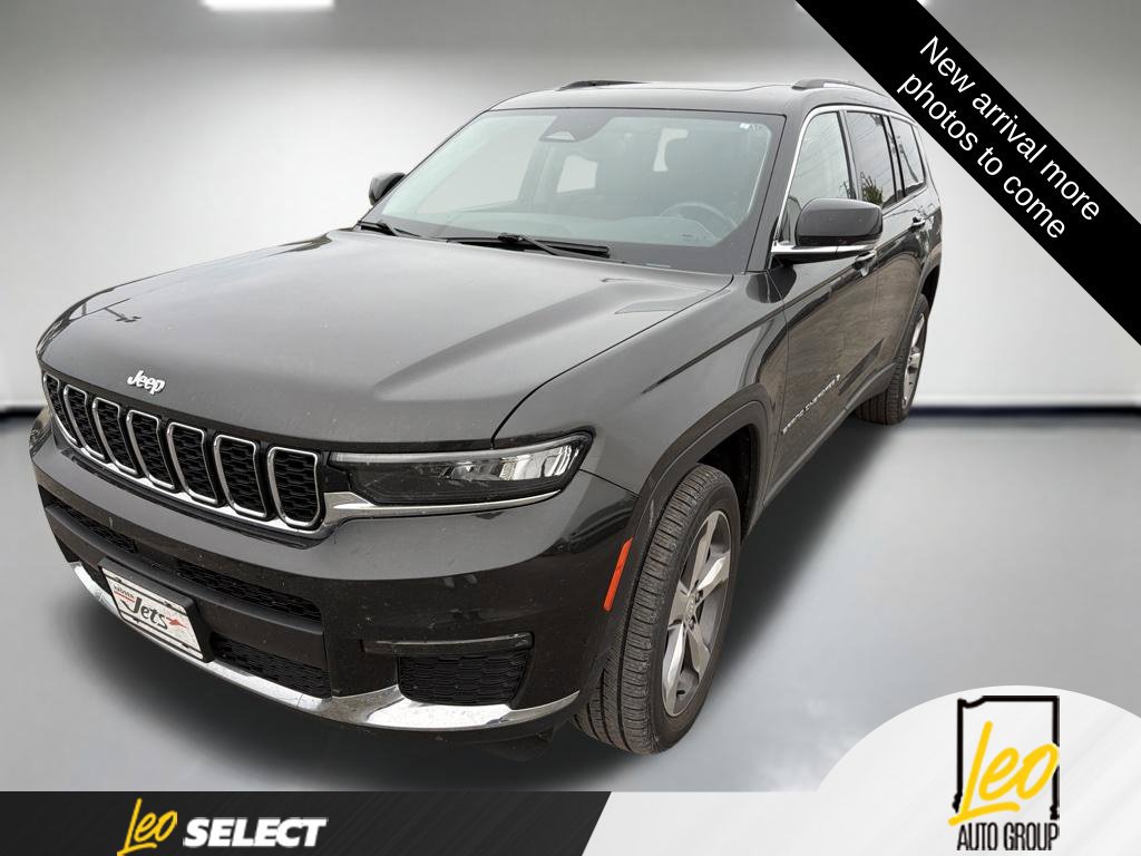 Used 2022 Jeep Grand Cherokee L Limited AWD/4WD image 1