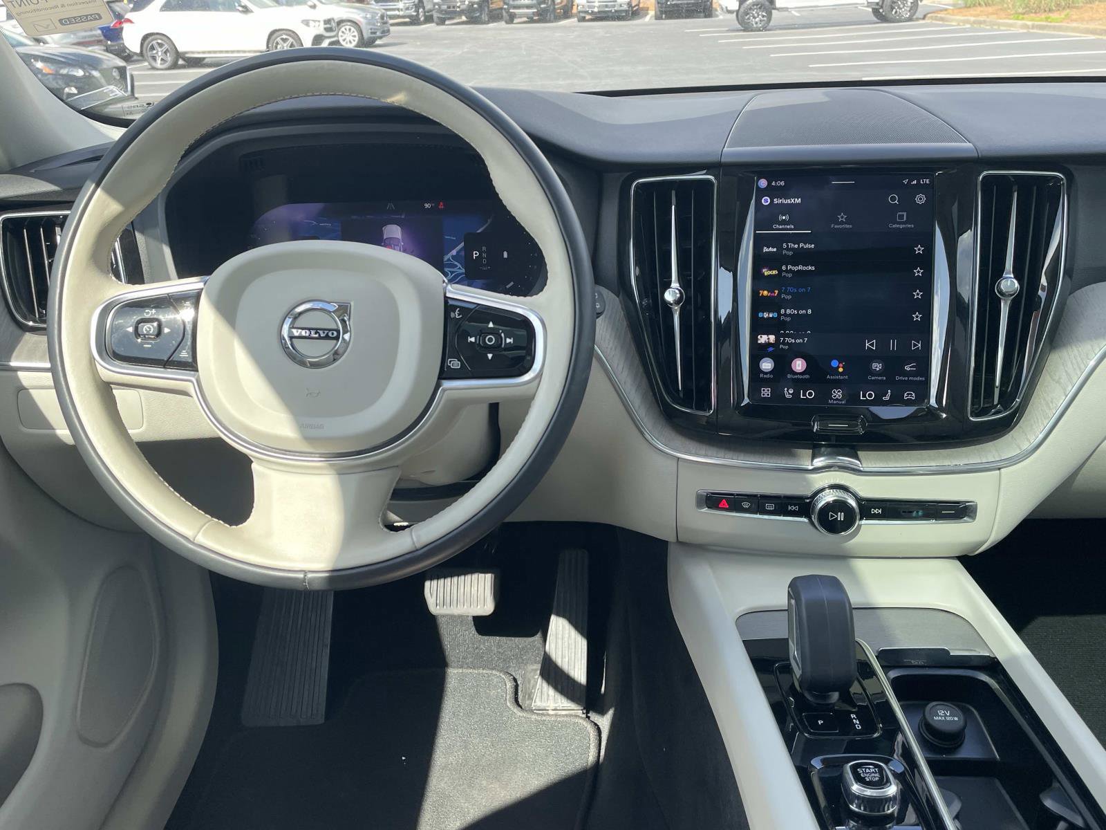 Certified 2023 Volvo XC60 B5 Plus w/ Climate Package AWD/4WD image 14