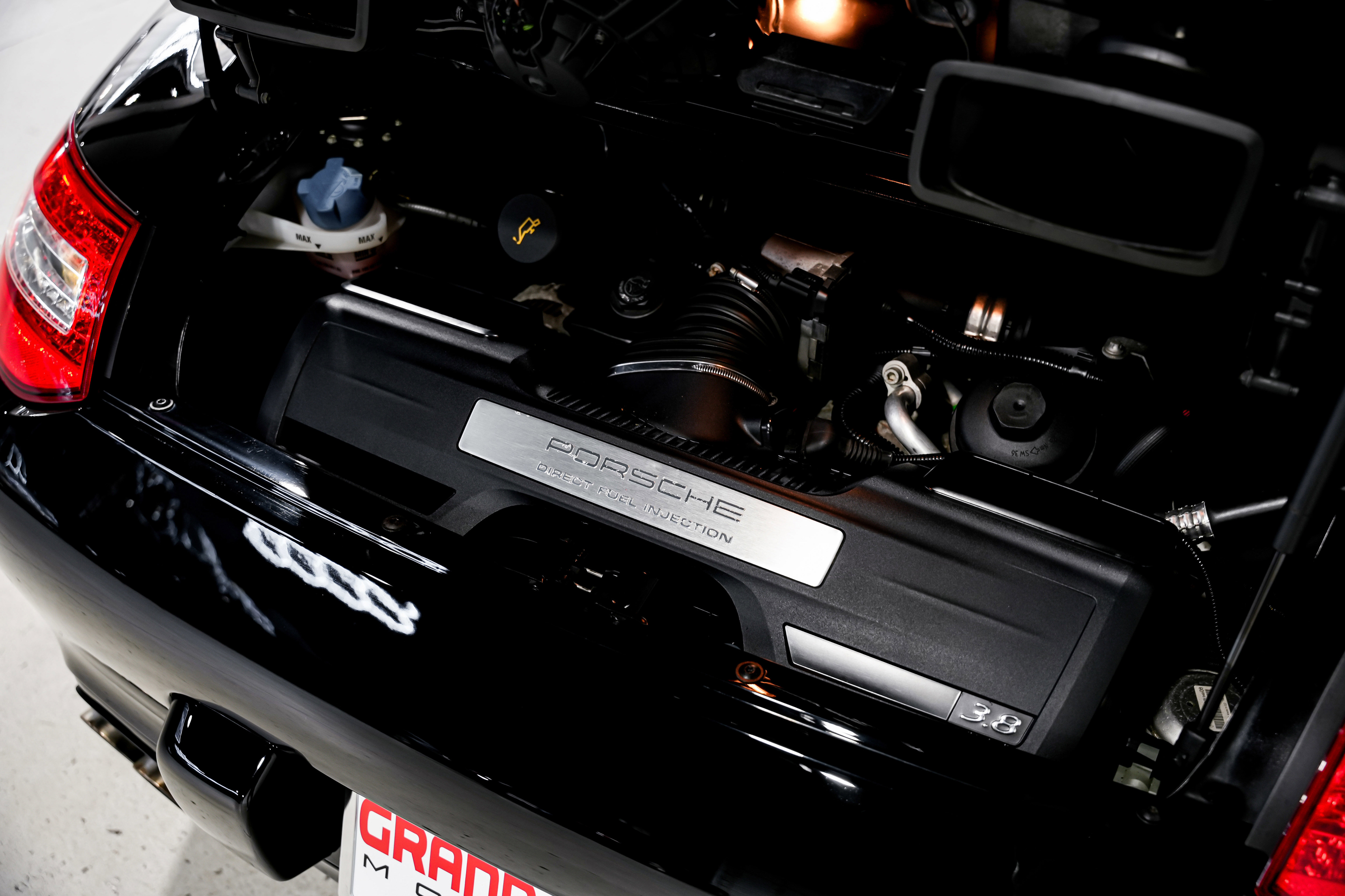 Used 2009 Porsche 911 Carrera S image 44