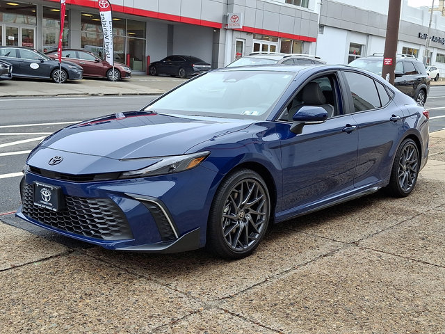 Used 2026 Toyota Camry SE w/ Multimedia Upgrade Package FWD image 3