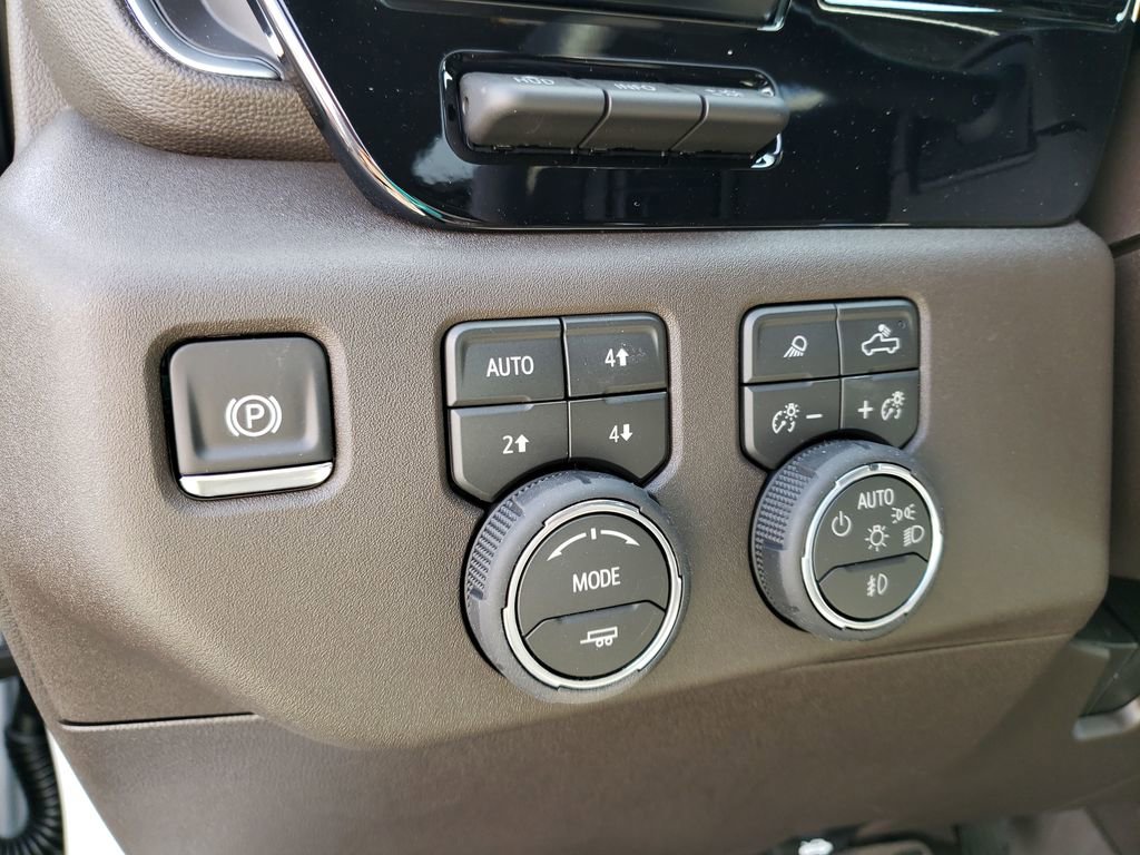 New 2026 Chevrolet Silverado 3500 LTZ w/ LTZ Plus Package AWD/4WD image 20