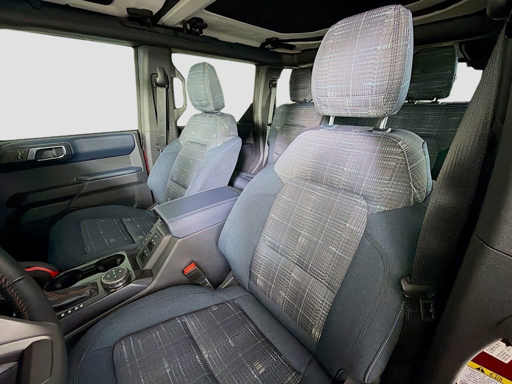 Used 2025 Ford Bronco Heritage Edition image 12