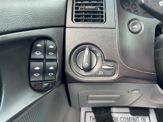 Used 2007 Ford Focus SE image 19