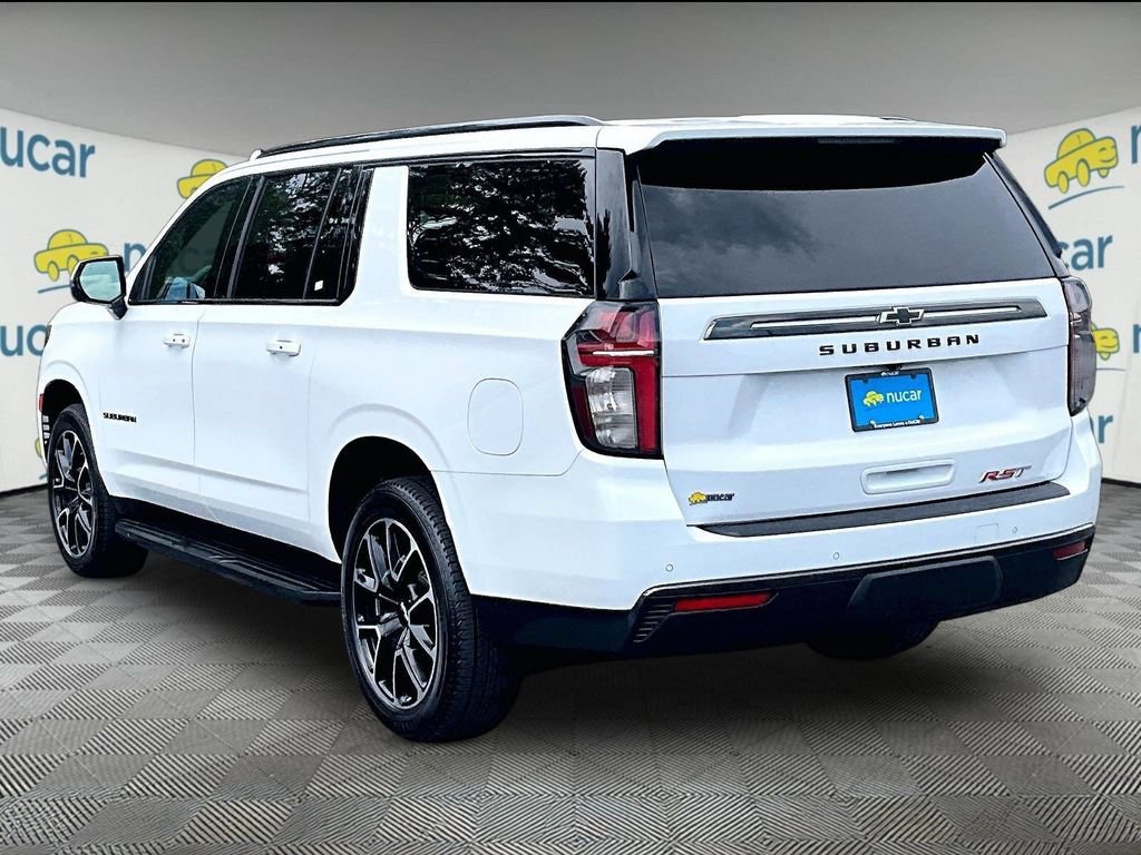 Used 2021 Chevrolet Suburban RST w/ Luxury Package AWD/4WD image 4