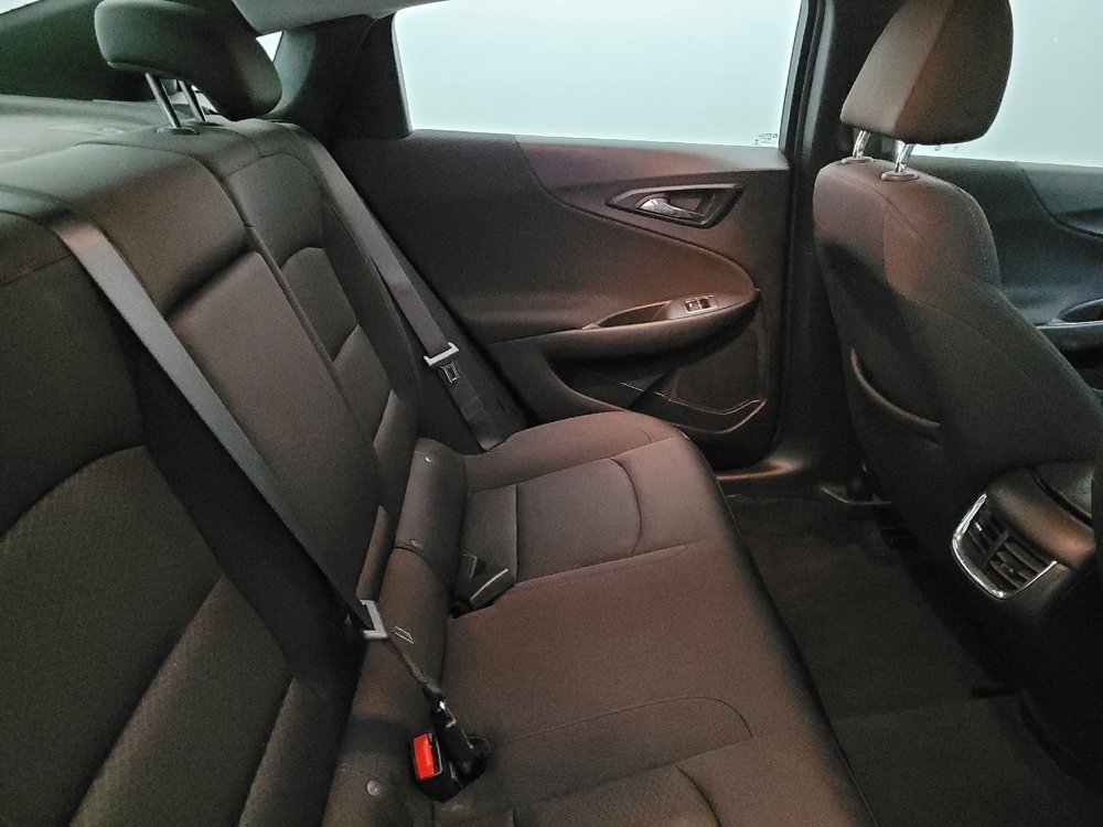 Used 2021 Chevrolet Malibu LT FWD image 19