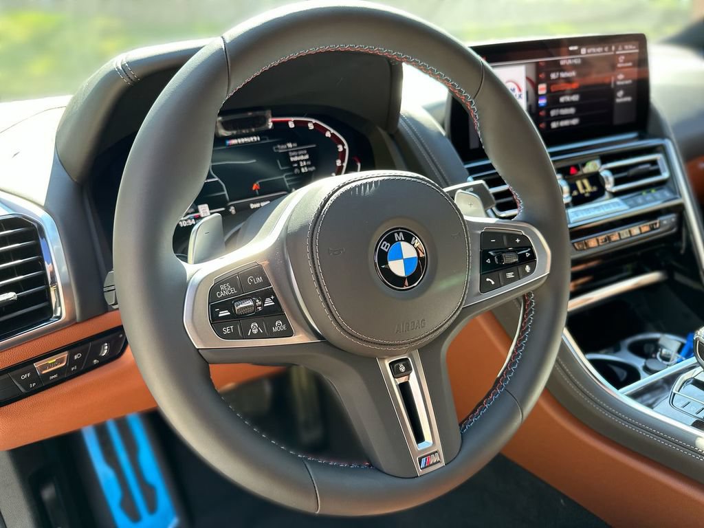 Used 2023 BMW M850i xDrive Convertible AWD/4WD image 38