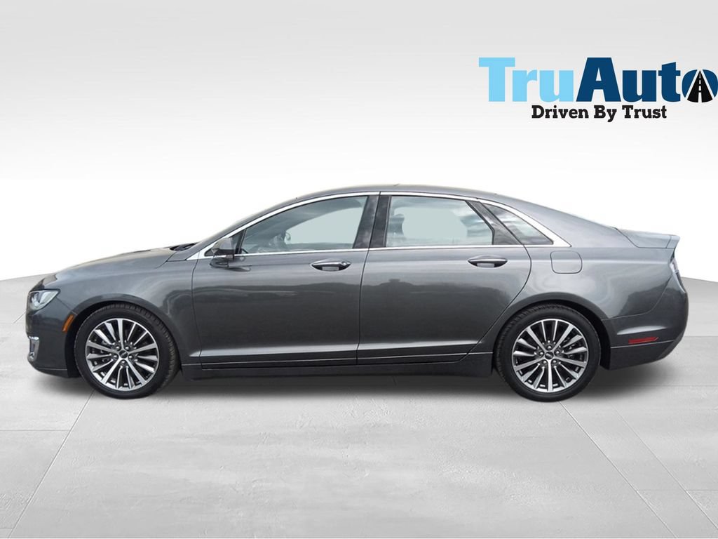 Used 2017 Lincoln MKZ Select w/ Select Plus Package FWD image 4