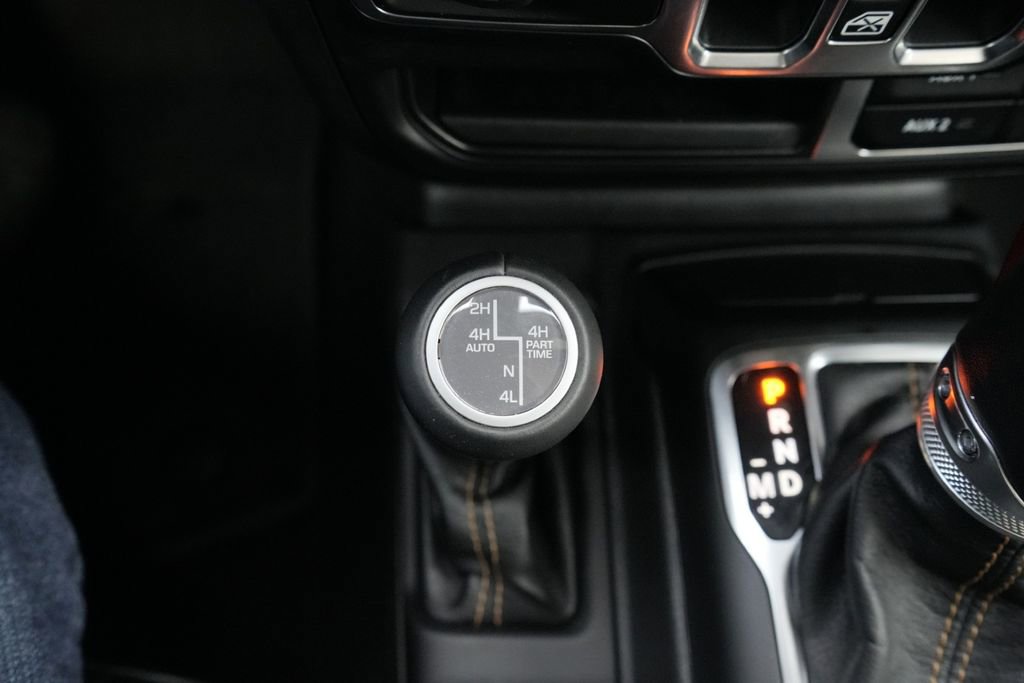 Used 2023 Jeep Wrangler Unlimited Sahara image 32