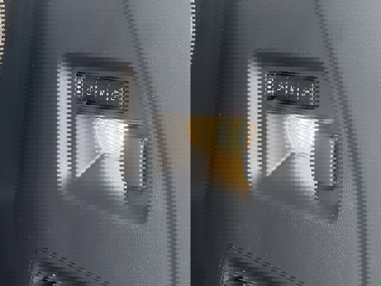 New 2026 Ford Explorer Platinum image 26