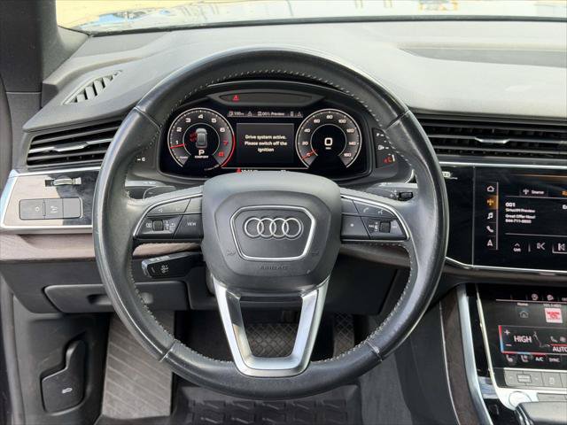 Used 2019 Audi Q8 Premium Plus w/ Premium Plus AWD/4WD image 17