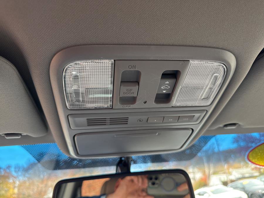 Used 2011 Honda Pilot EX-L image 26