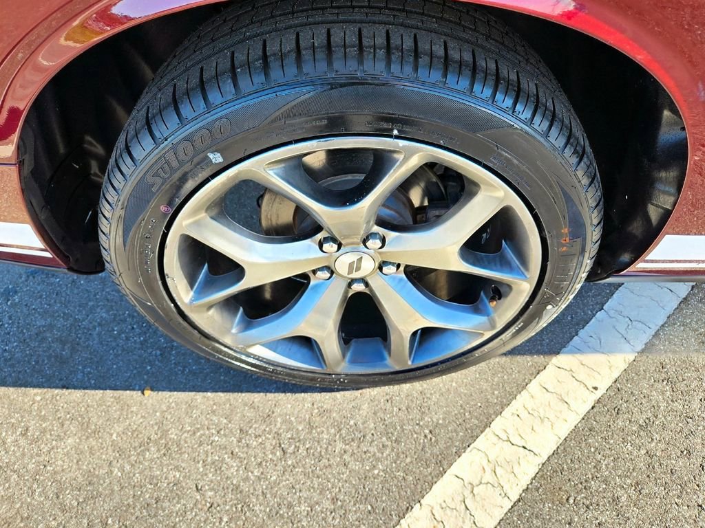 Used 2017 Dodge Challenger SXT image 11