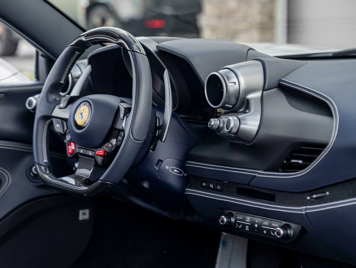 Used 2022 Ferrari F8 Tributo image 29