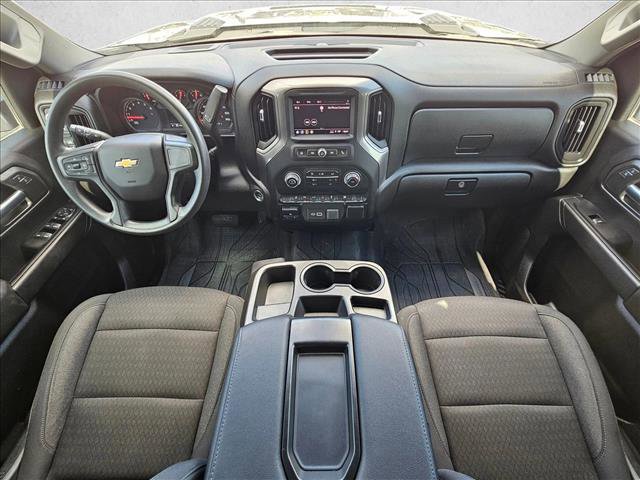 Used 2024 Chevrolet Silverado 2500 Custom w/ Custom Value Package image 18