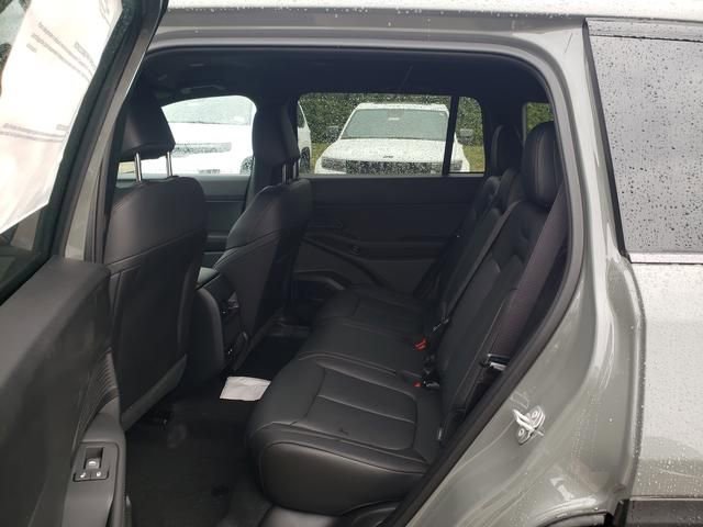 New 2026 Jeep Cherokee Limited AWD/4WD image 7