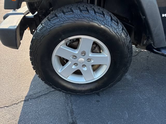 Used 2015 Jeep Wrangler Unlimited Sport w/ Quick Order Package 24S AWD/4WD image 27